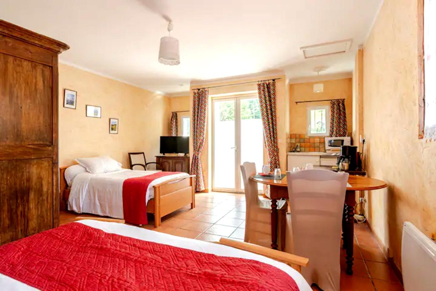 Chambres D Hotes La Cavaliere Accous Bagian luar foto